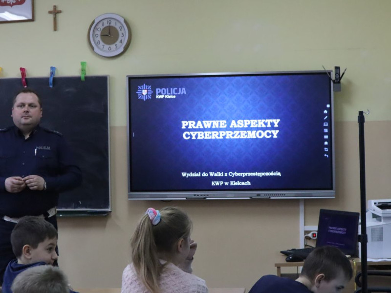 Szybuj Bezpiecznie W Internetowej Chmurze Szybuj bezpiecznie w internetowej chmurze 2023 - Aktualności - KPP Pińczów